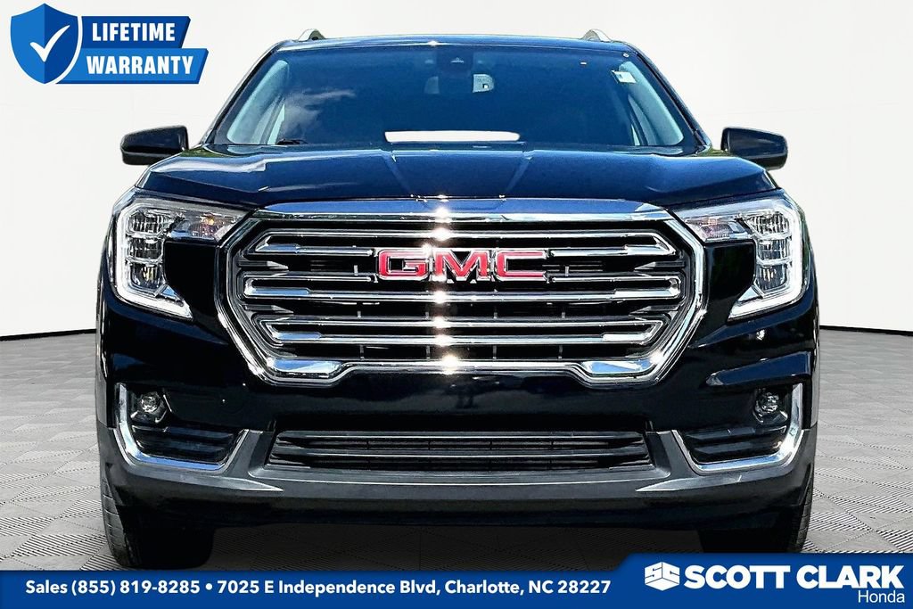 Used 2023 GMC Terrain SLT w/ LPO, Floor Liner Package FWD video 2