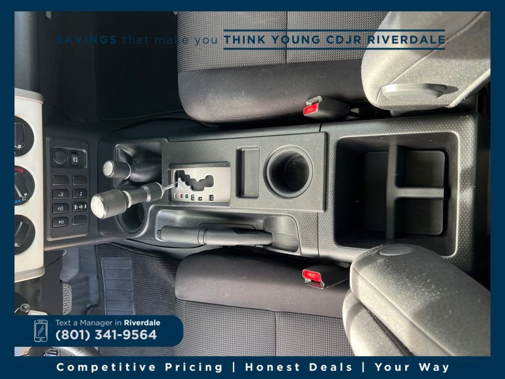 Used 2014 Toyota FJ Cruiser 4WD w/ Upgrade Package image 26