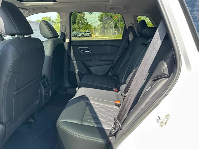 New 2026 Nissan Rogue Platinum w/ Platinum Premium Package image 10