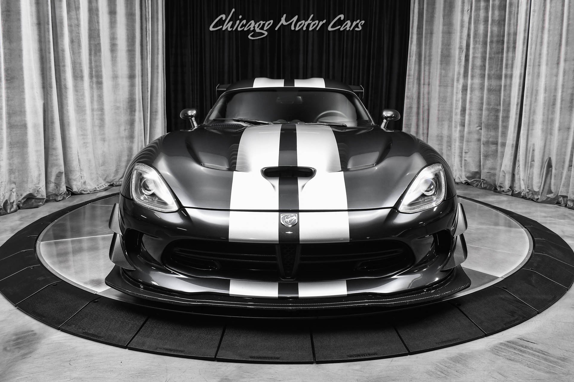 Used 2013 SRT Viper GTS w/ GTS Laguna Interior Pkg image 7