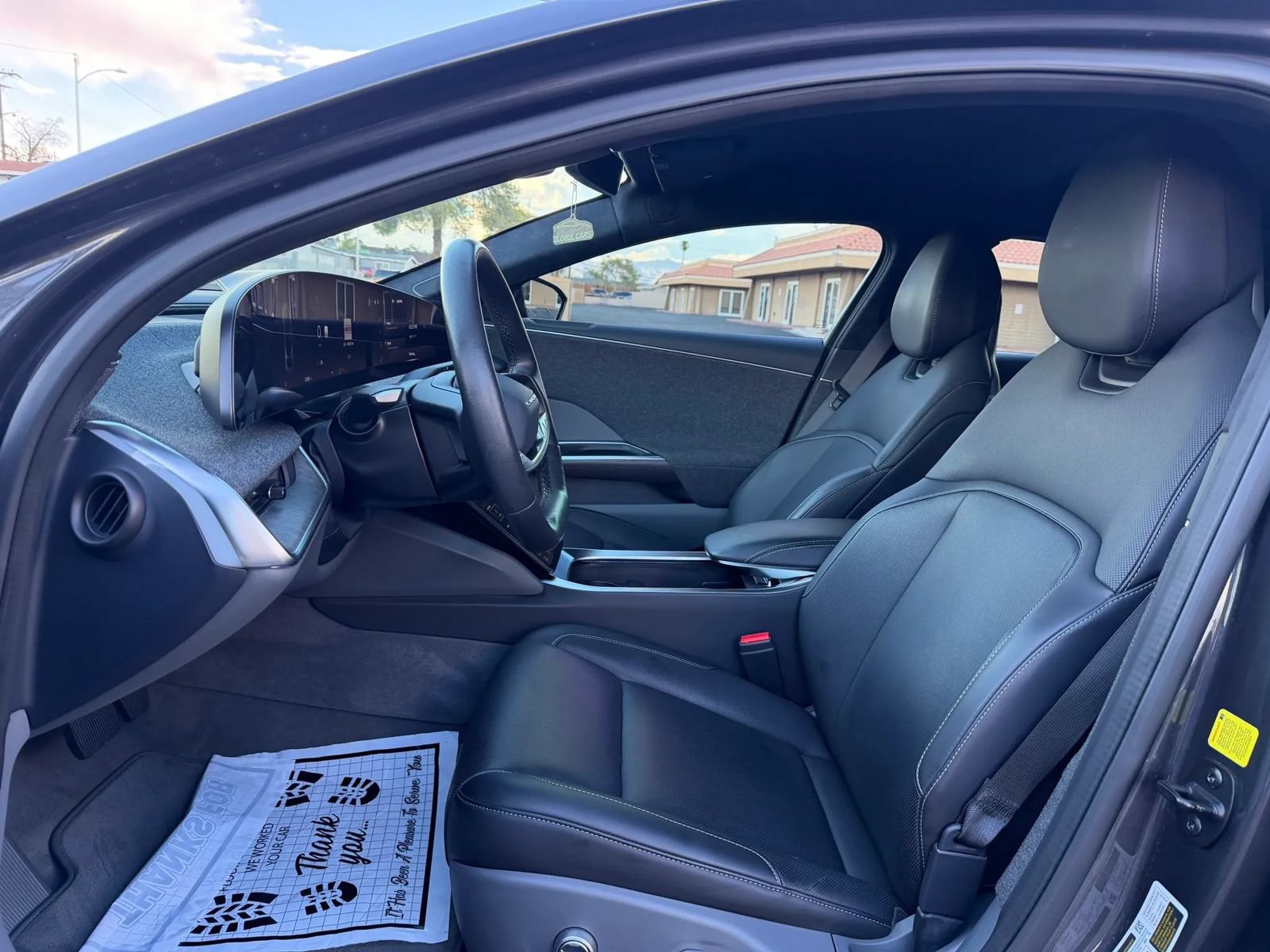 Used 2024 Lucid Air Touring AWD/4WD image 11
