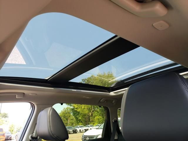 New 2026 Nissan Rogue Platinum w/ Platinum Premium Package image 19