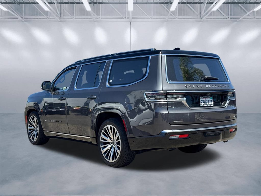 Used 2022 Jeep Grand Wagoneer Series III AWD/4WD image 4