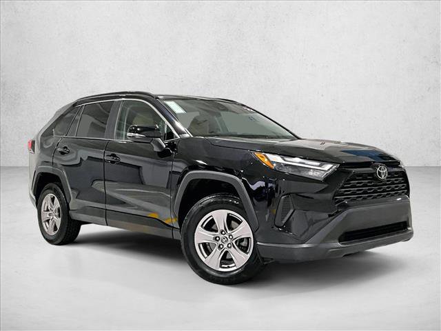 Used 2022 Toyota RAV4 XLE w/ Convenience Package FWD image 12