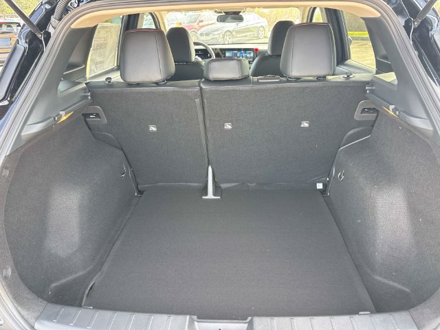 New 2027 Nissan Kicks SR FWD image 11