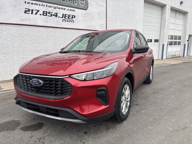 Used 2023 Ford Escape Active w/ Cold Weather Package image 3