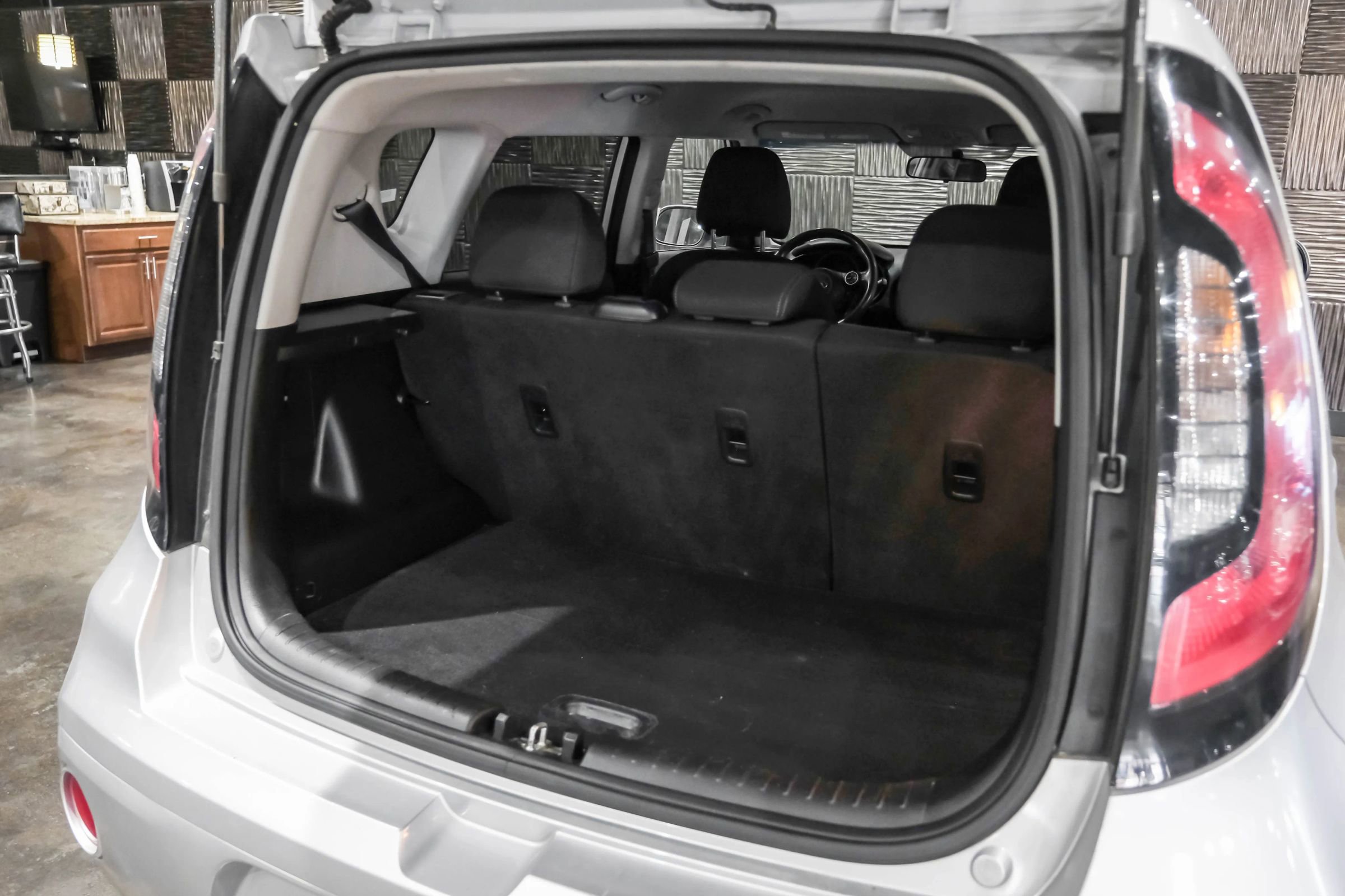 Used 2019 Kia Soul + image 48