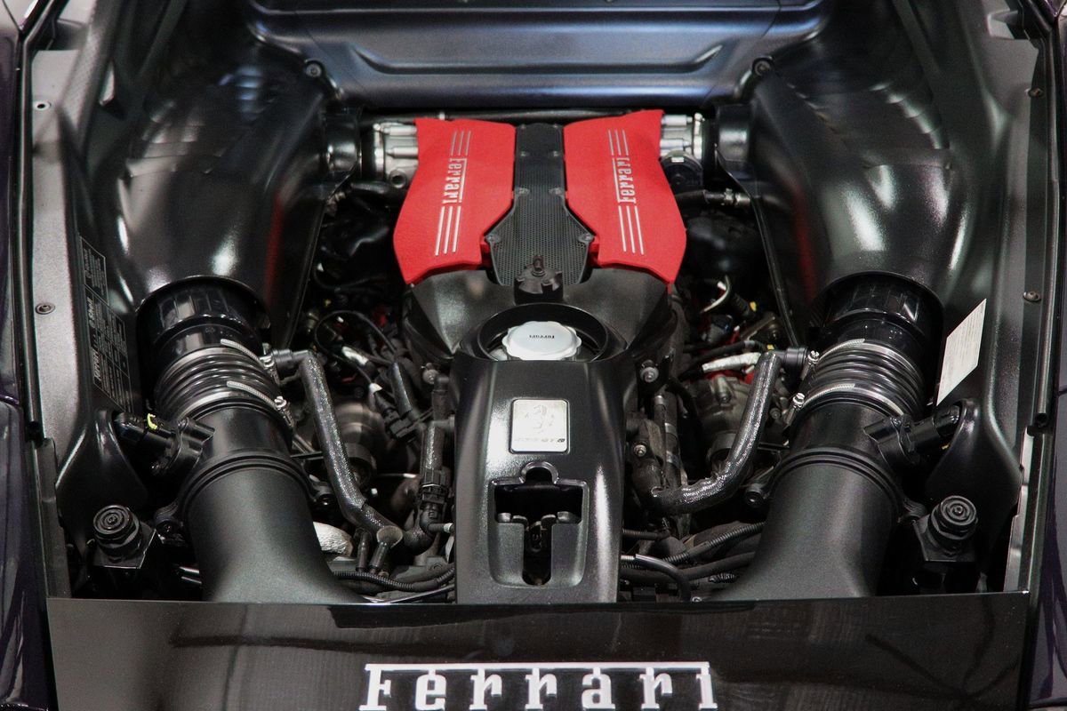 Used 2016 Ferrari 488 GTB image 44