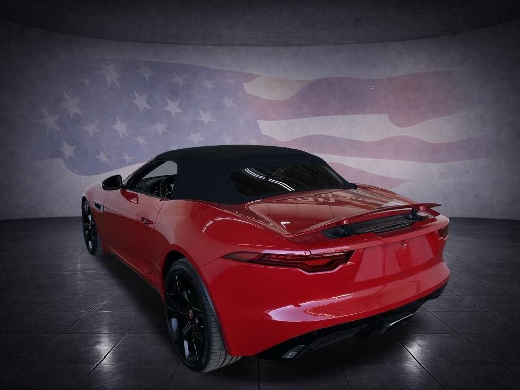 Used 2021 Jaguar F-TYPE Convertible image 4