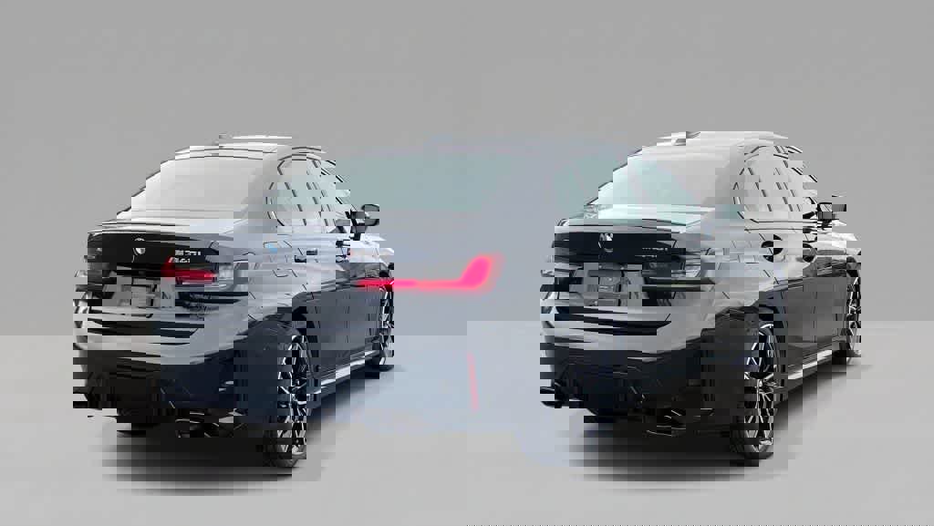 Used 2023 BMW M340i xDrive w/ Shadowloine Package AWD/4WD image 6