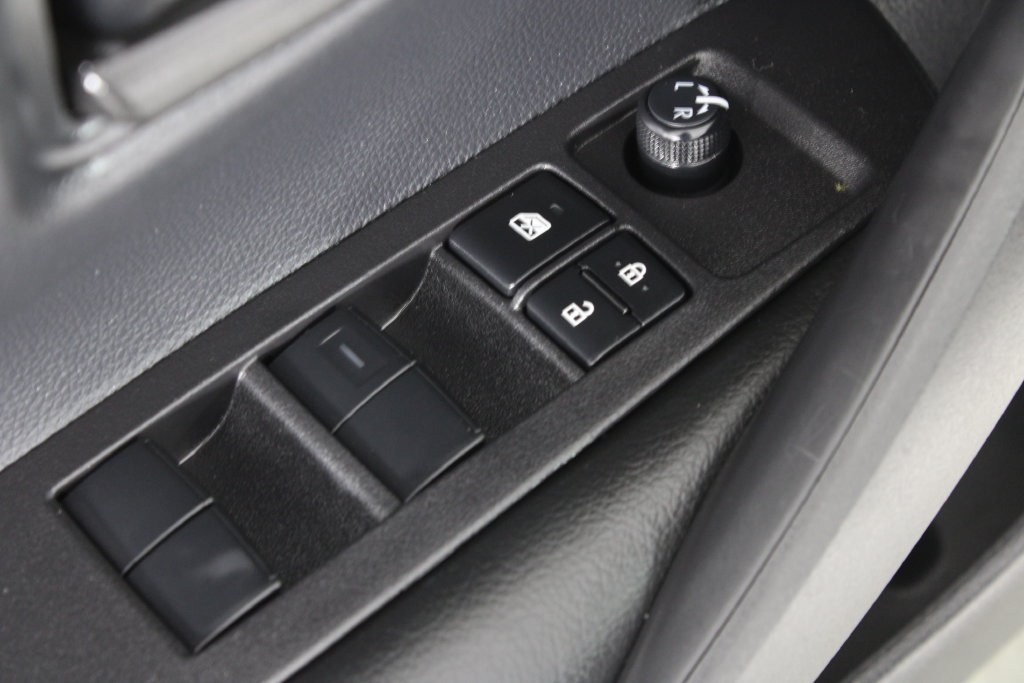 Used 2025 Toyota Corolla LE w/ Convenience Package FWD image 21