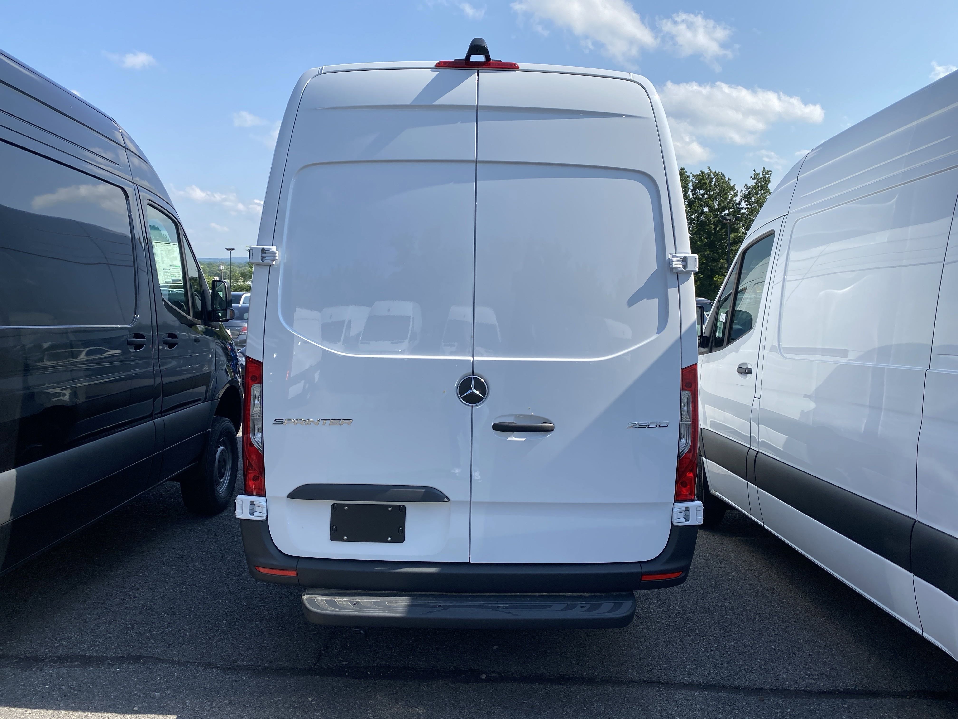 New 2025 Mercedes-Benz Sprinter 2500 image 6