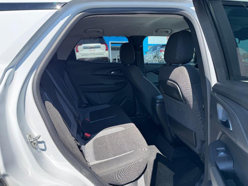 Used 2025 Chevrolet TrailBlazer LS w/ LS Convenience Package FWD image 10