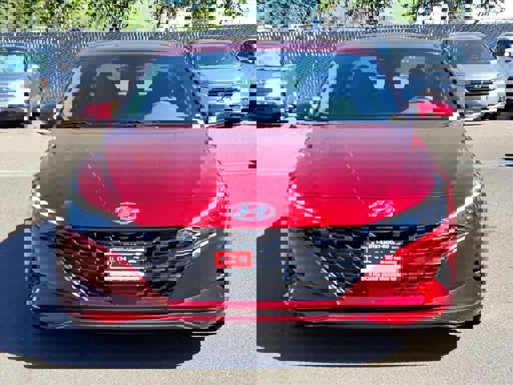 Used 2023 Hyundai Elantra SEL w/ Convenience Package image 2