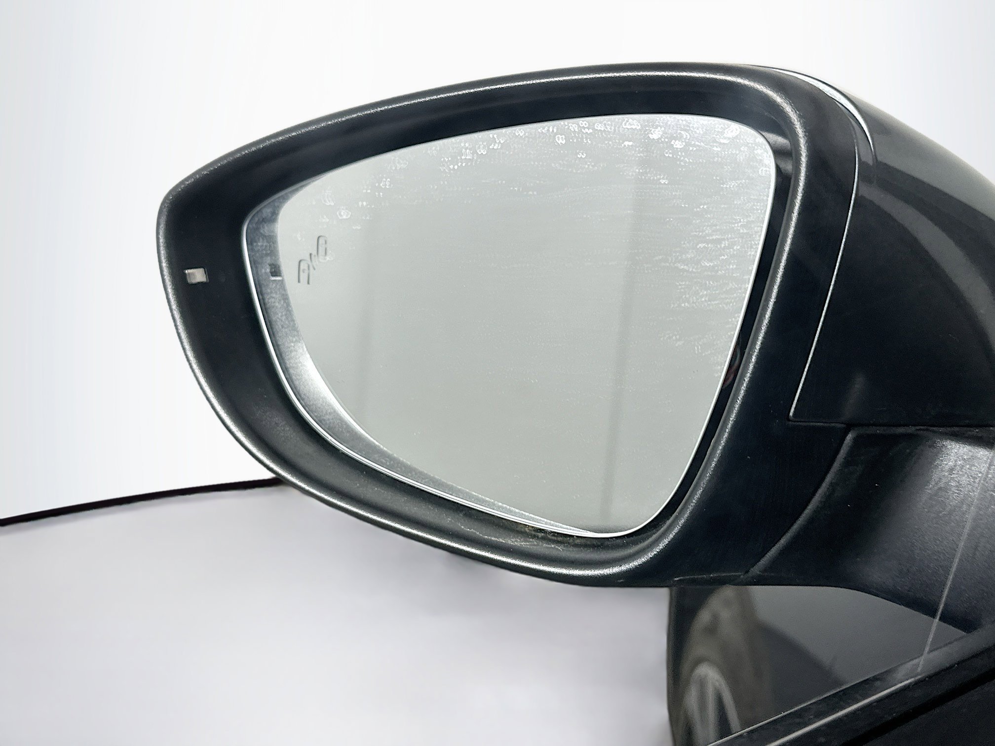 Used 2020 Volkswagen Passat 2.0T SEL image 16