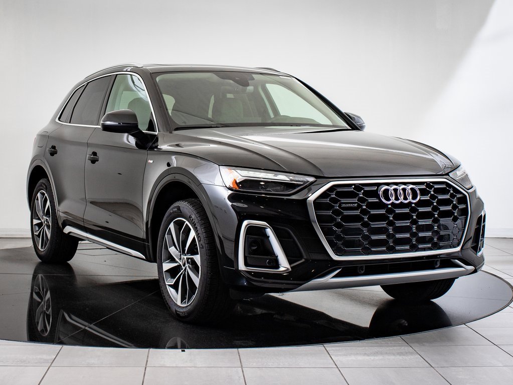 Used 2024 Audi Q5 2.0T Premium w/ Convenience Package image 12