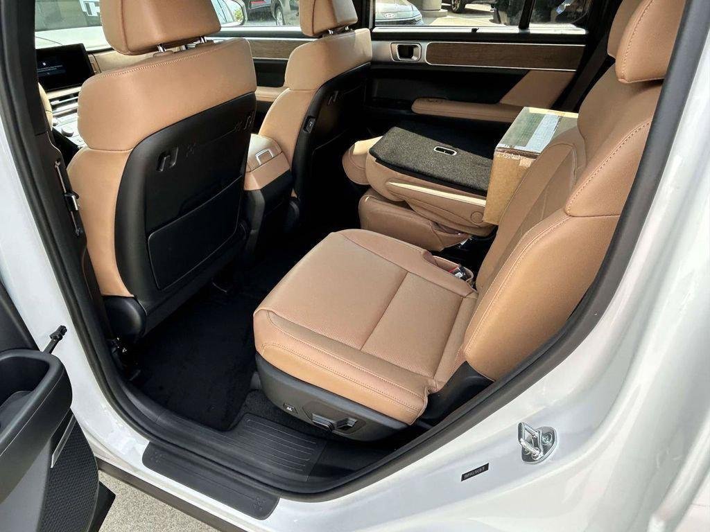 New 2027 Hyundai Santa Fe Limited FWD image 60