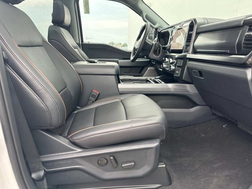 New 2026 Ford F250 Lariat w/ Lariat Premium Package AWD/4WD image 31
