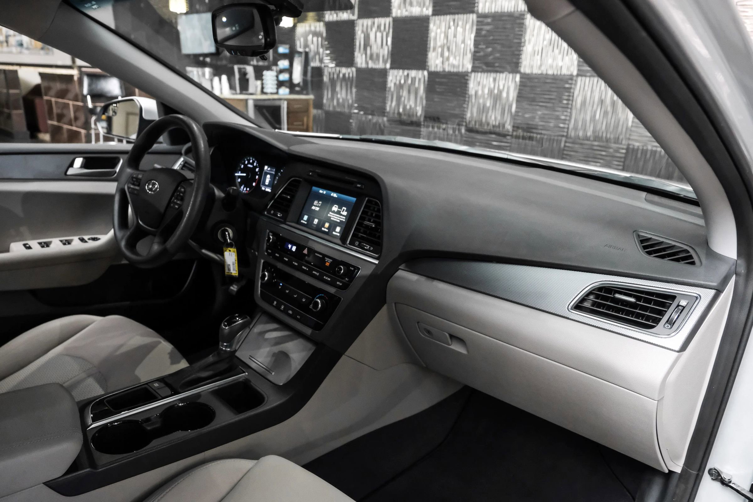 Used 2016 Hyundai Sonata SE FWD image 12