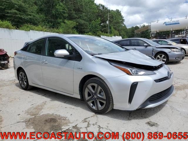 Used 2021 Toyota Prius XLE FWD image 3