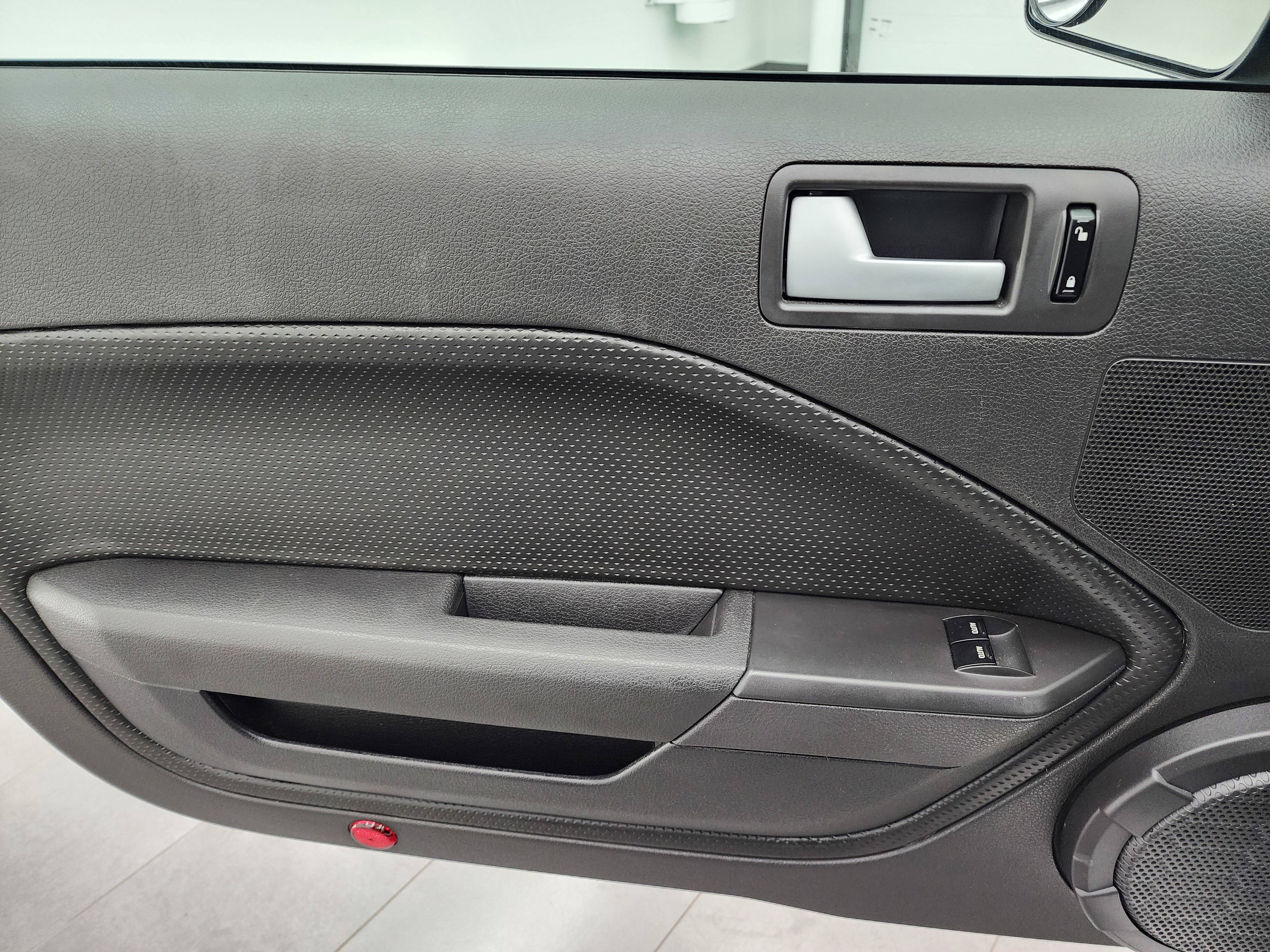 Used 2007 Ford Mustang GT image 45