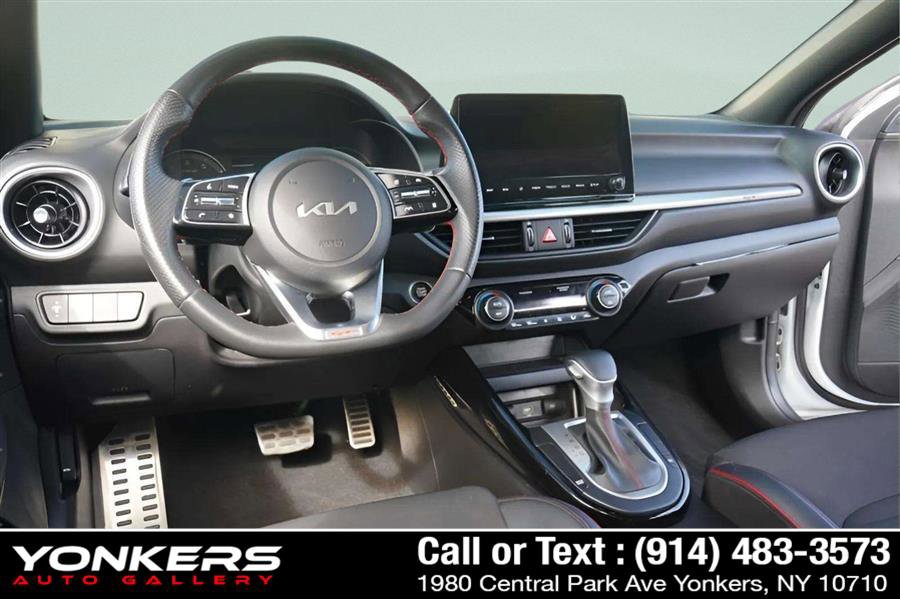 Used 2024 Kia Forte GT image 35