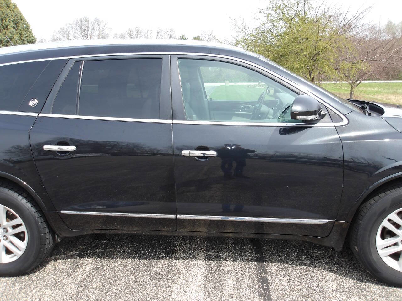 Used 2013 Buick Enclave Convenience image 34