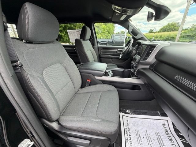 Used 2022 RAM 1500 Big Horn AWD/4WD image 38
