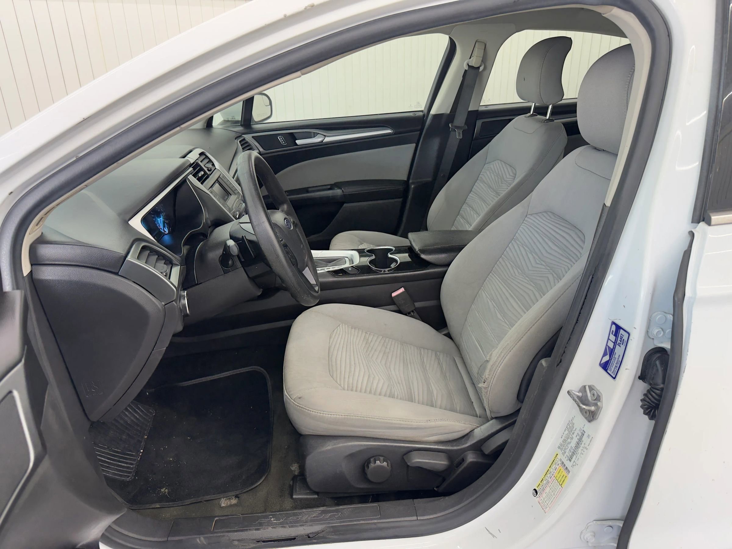 Used 2016 Ford Fusion S image 9