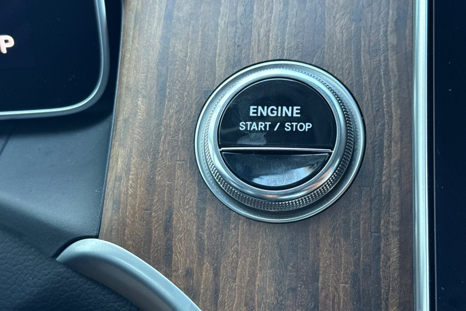 Certified 2025 Mercedes-Benz GLC 350e 4MATIC image 16