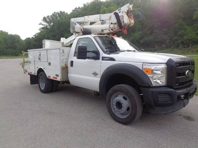 Used 2016 Ford F550 2WD Regular Cab Super Duty w/ Snow Plow Prep Package image 10