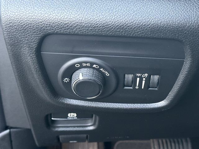 New 2026 Jeep Grand Cherokee Altitude RWD image 24