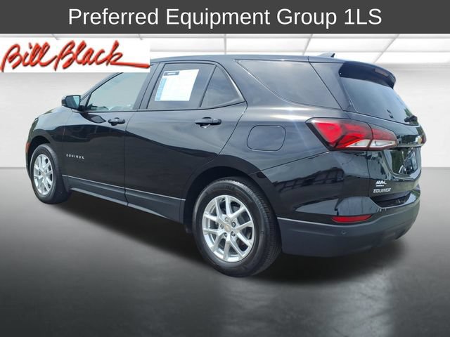Used 2024 Chevrolet Equinox LS w/ LS Convenience Package FWD image 3