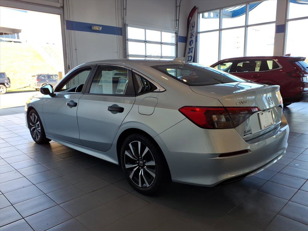 Certified 2022 Honda Civic EX image 5