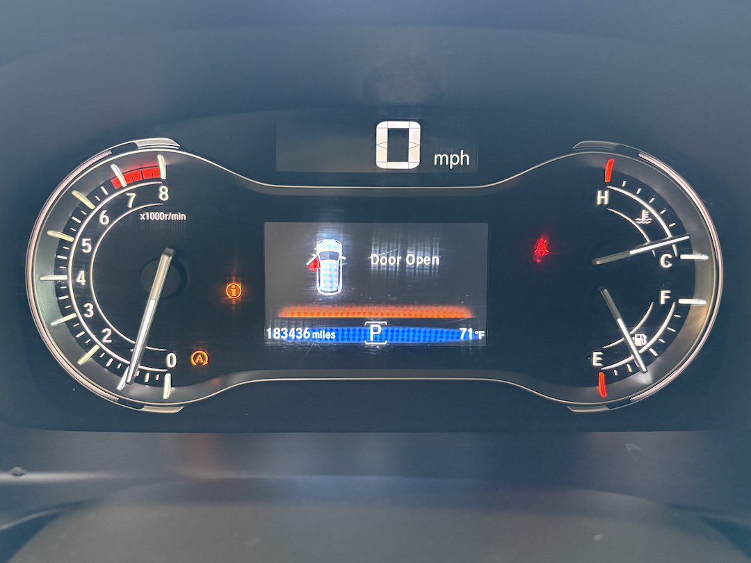 Used 2017 Honda Pilot Touring image 14