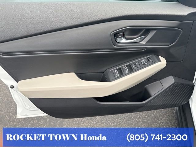 Used 2023 Honda Accord EX image 17