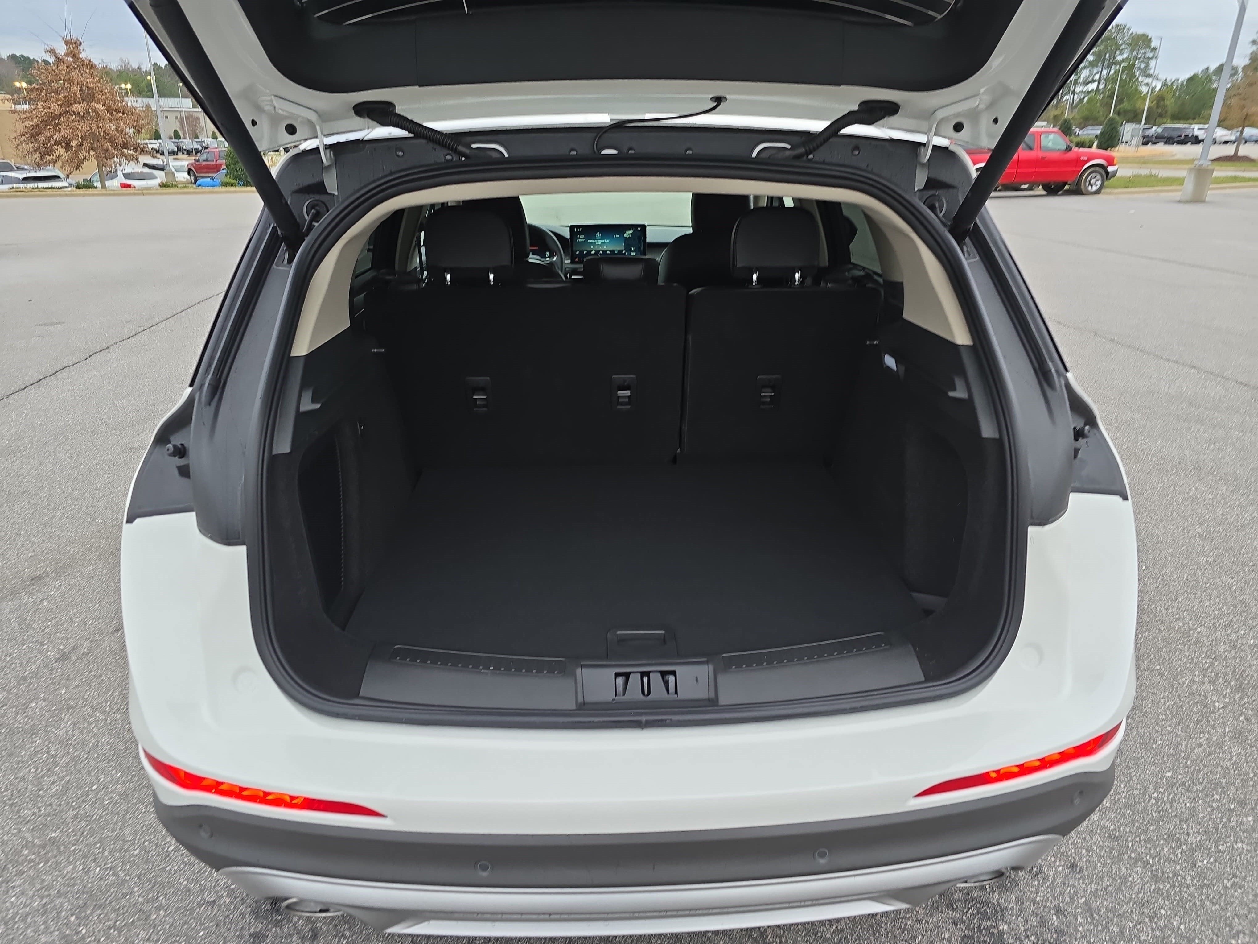 New 2026 Lincoln Corsair Premiere AWD/4WD image 12