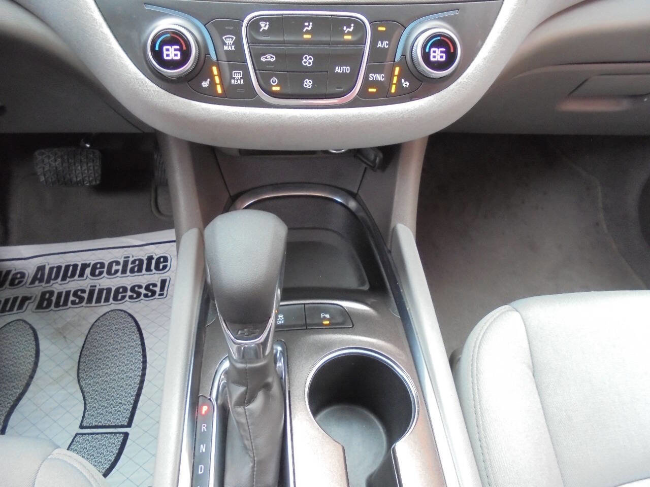 Used 2024 Chevrolet Malibu LT image 14