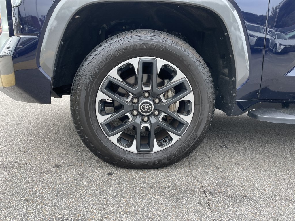 Used 2023 Toyota Tundra Limited AWD/4WD image 9