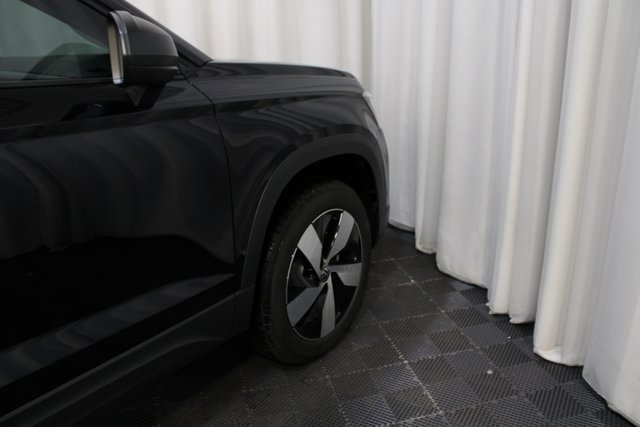 New 2025 Volkswagen Taos S image 24