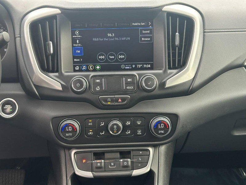 Used 2023 GMC Terrain SLT image 13