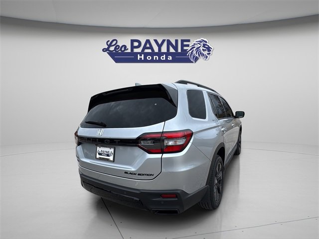 New 2026 Honda Pilot Black Edition image 9