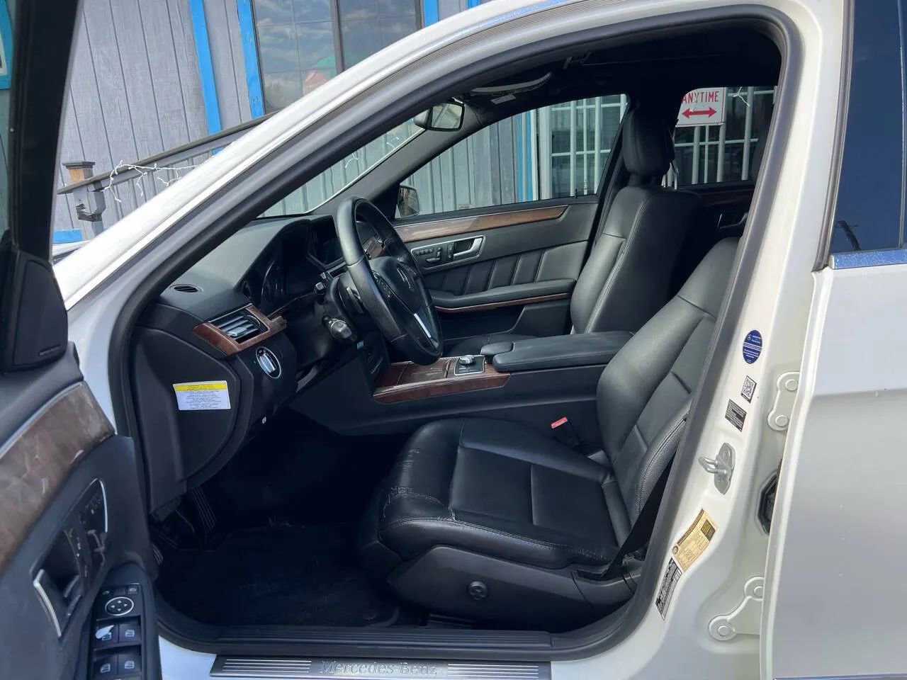 Used 2013 Mercedes-Benz E 350 Sedan image 10