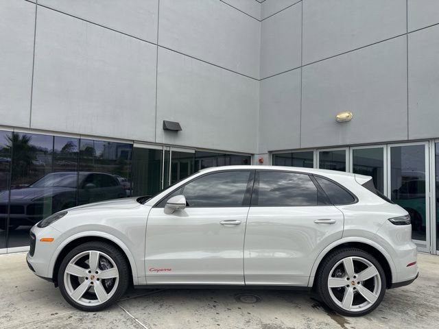 Used 2022 Porsche Cayenne Platinum Edition AWD/4WD image 5