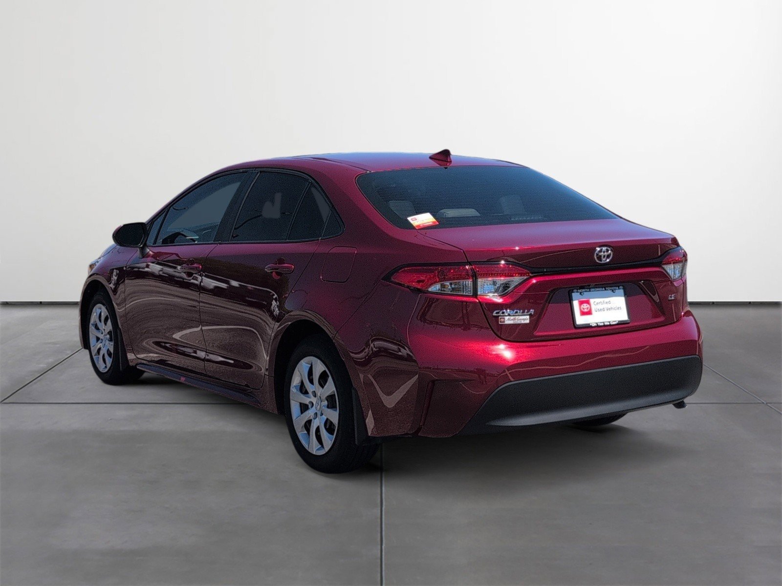 Certified 2025 Toyota Corolla LE FWD image 4