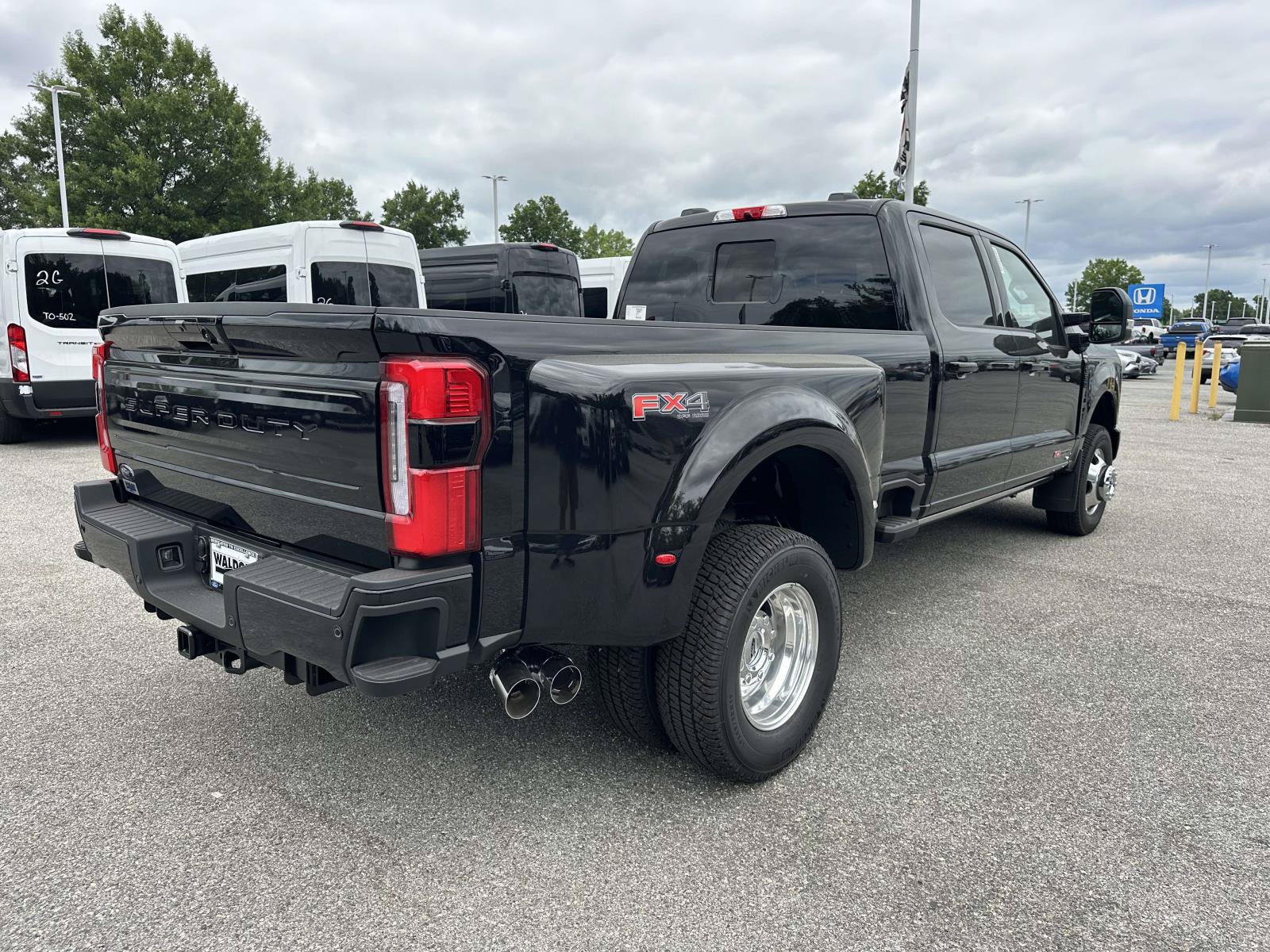 New 2026 Ford F350 Platinum AWD/4WD image 6