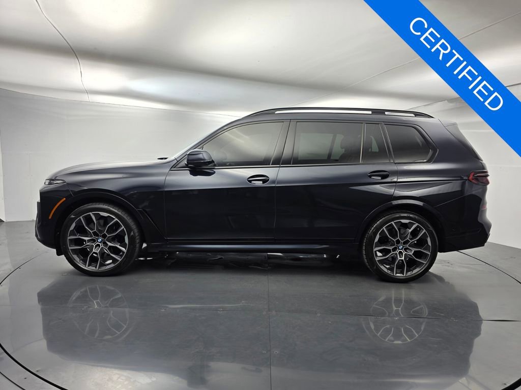 Used 2024 BMW X7 xDrive40i w/ M Sport Package image 7