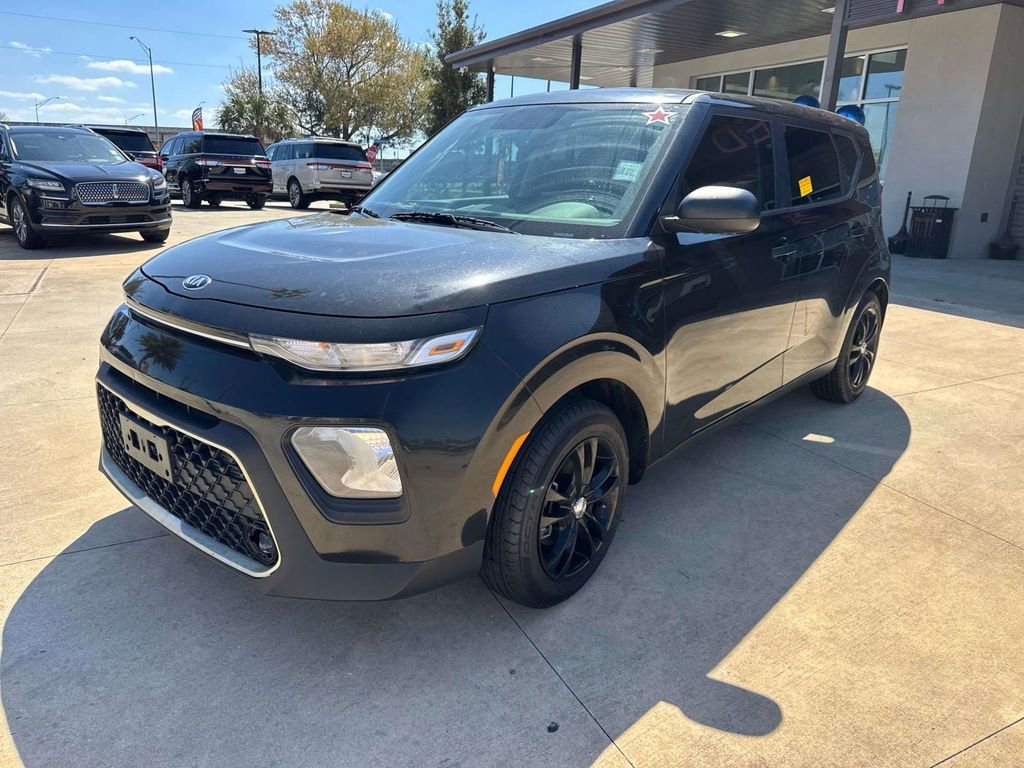 Used 2021 Kia Soul LX image 4