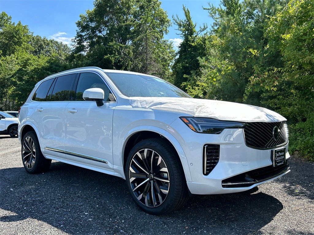 New 2026 Volvo XC90 B6 Plus w/ Protection Package Premier
