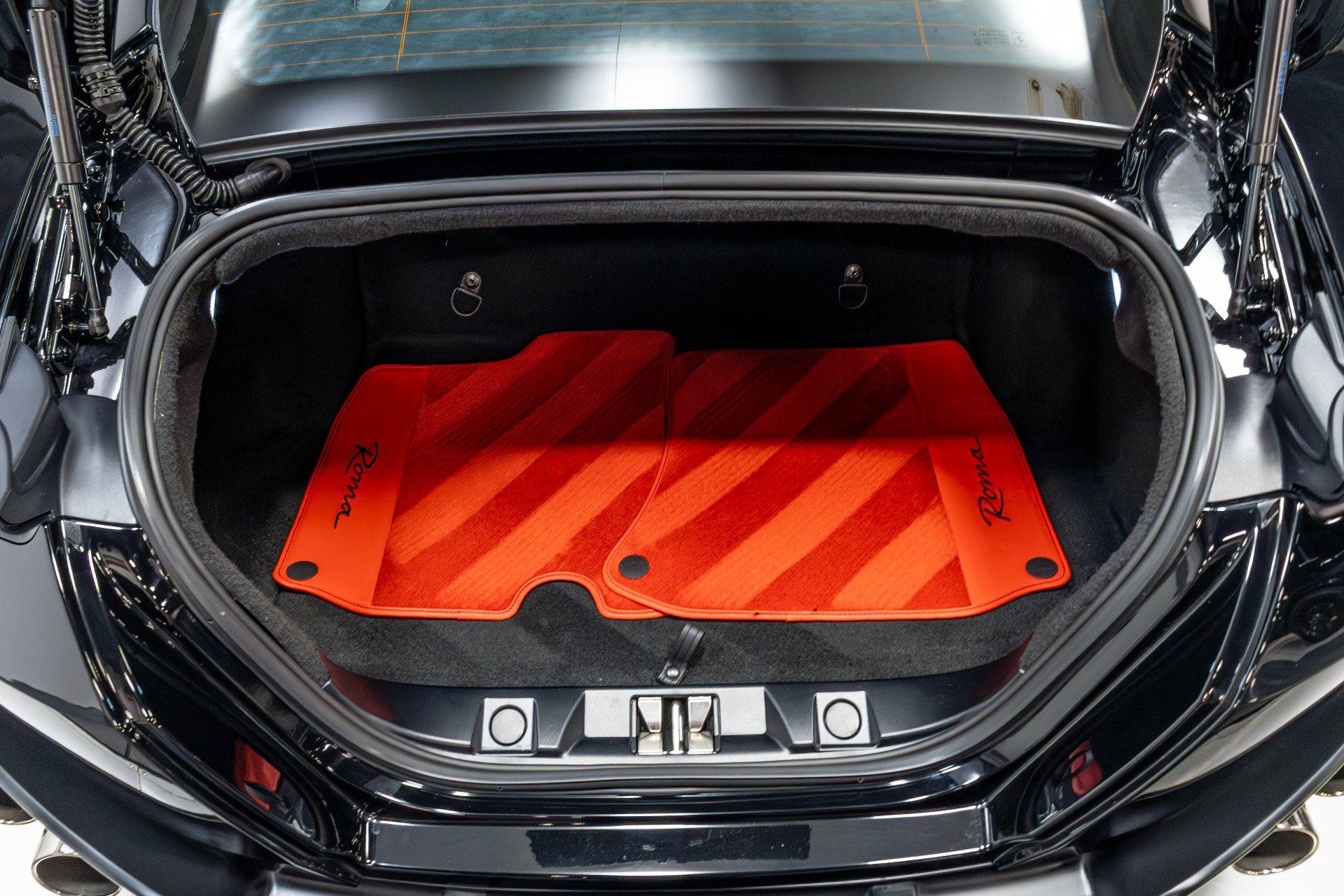 Used 2022 Ferrari Roma image 51